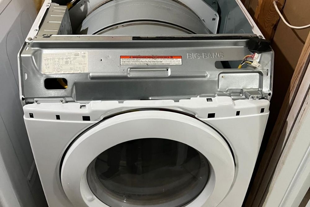 Just Call gallery repair page licensed repair tech checking ap