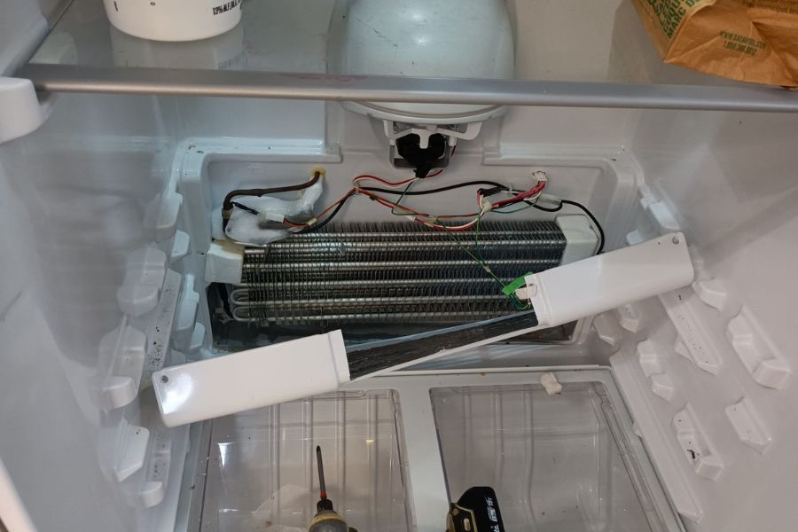 refrigerator compressor overheating diagnosis