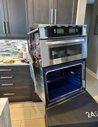 Oven repair service in Stallings