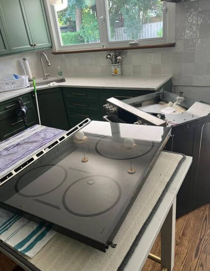 Stove and range repair technicians in Waxhaw