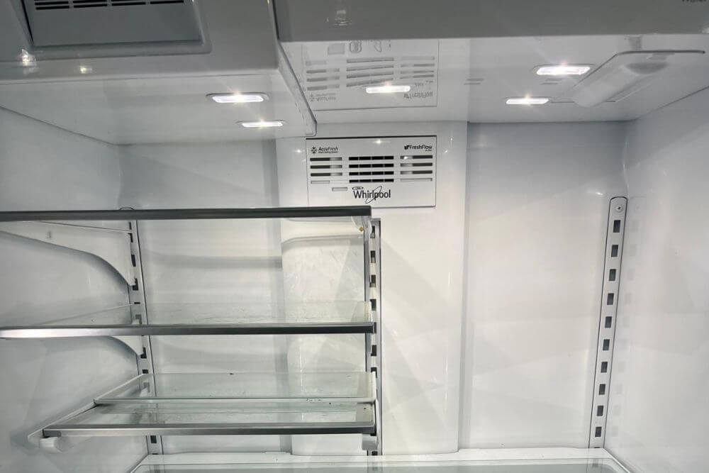Whirlpool fridge repair technicians